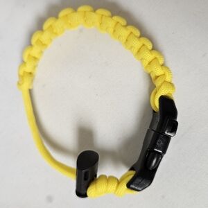 Yellow Paracord‎ Water Bottle Holder with Black Clasp